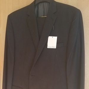 Calvin Klein Men's 100% Wool 2-Piece Suit NEW